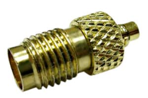 מעביר משקע SMA לתקע MMCX