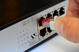 מה זה סוויצ PoE